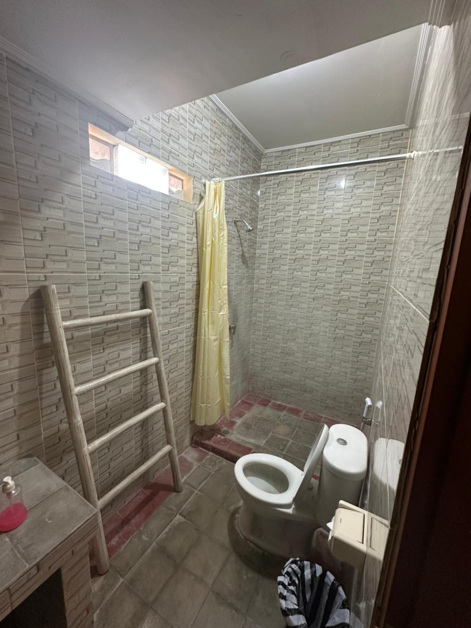 Dicky Guest House Batu Bolong Canggu Eksteriør billede